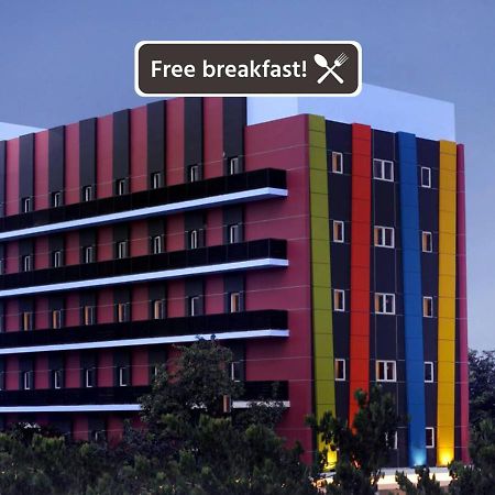 Amaris Hotel Senen Jakarta Eksteriør bilde