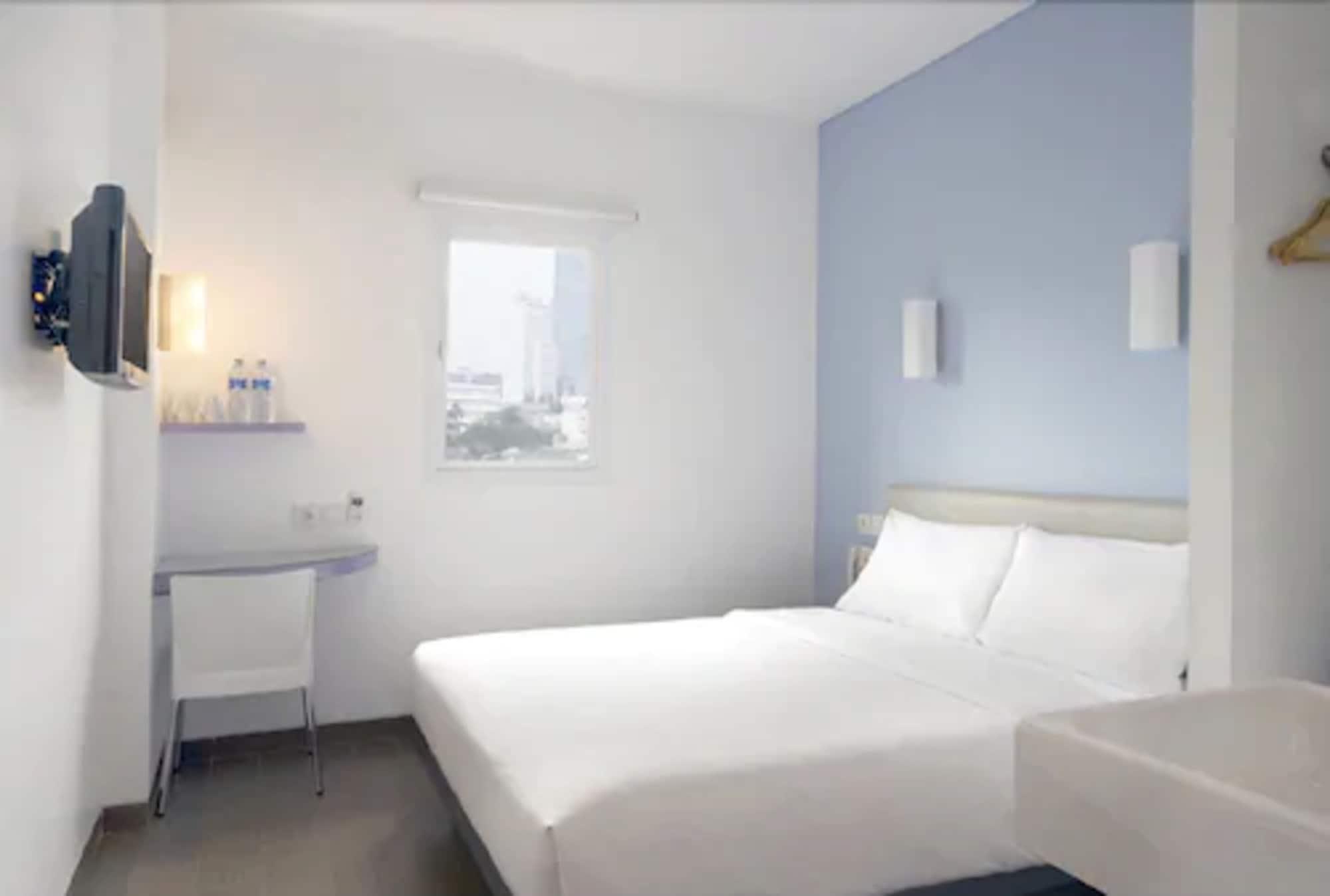 Amaris Hotel Senen Jakarta Rom bilde