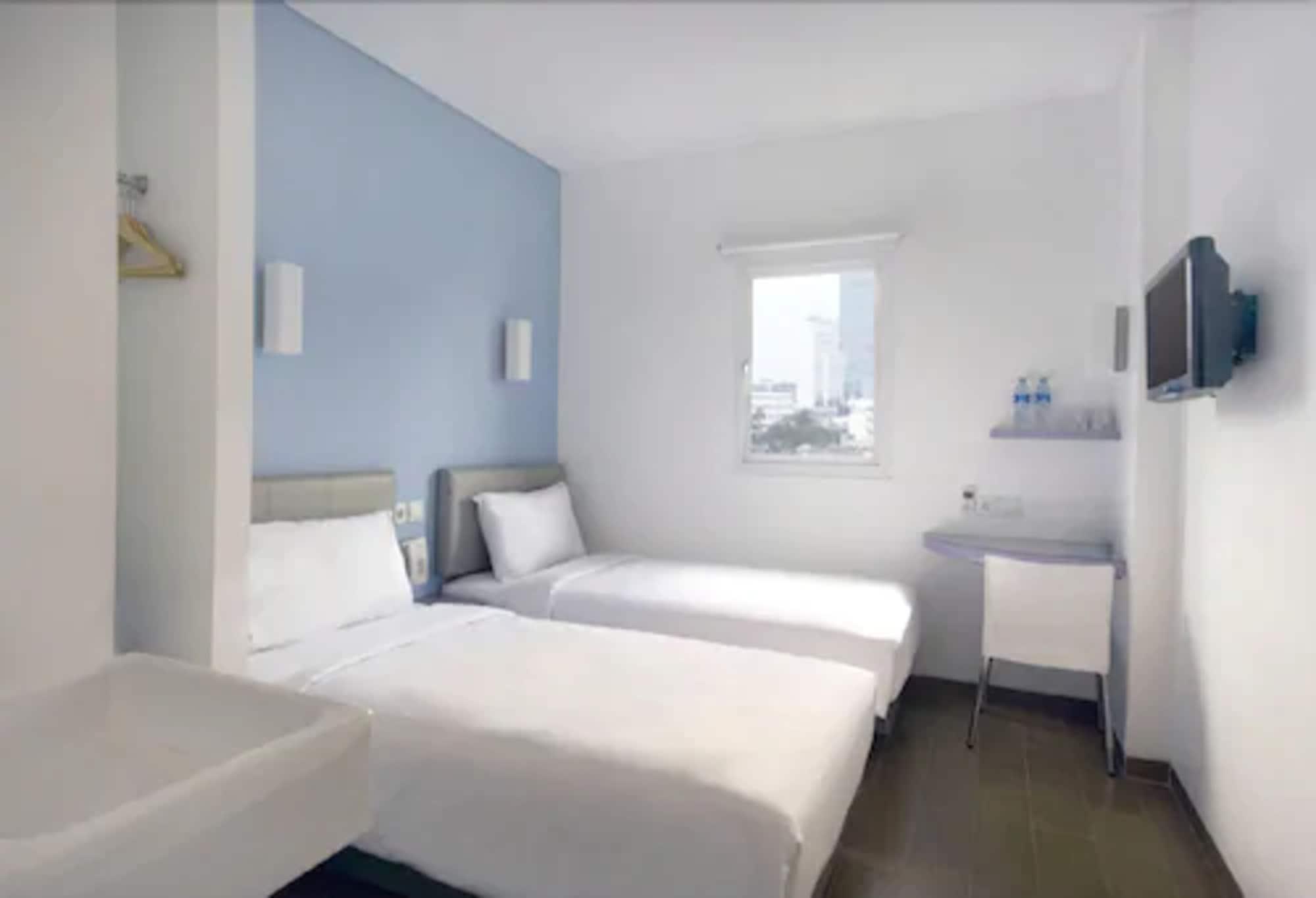 Amaris Hotel Senen Jakarta Rom bilde