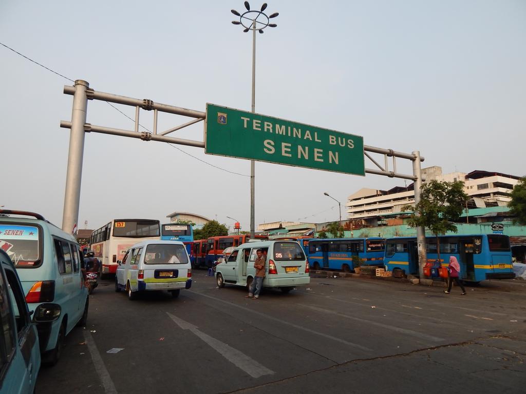 Amaris Hotel Senen Jakarta Eksteriør bilde